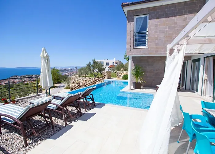 Royal Villa