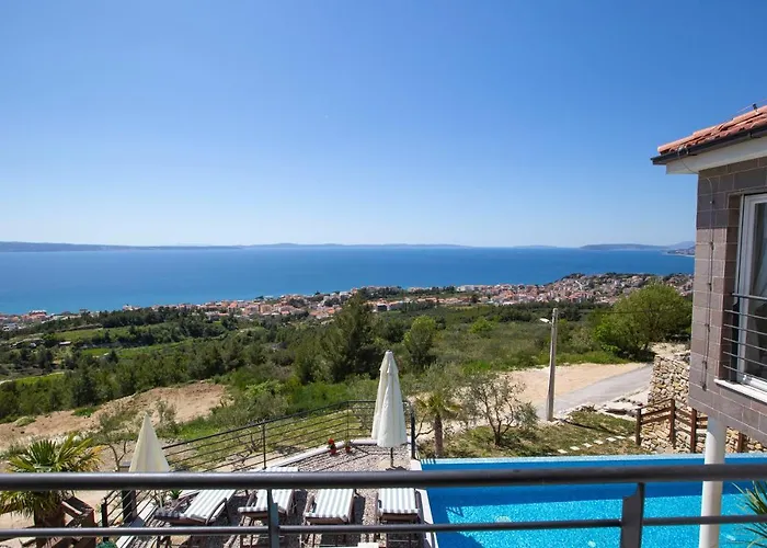 Royal Villa *